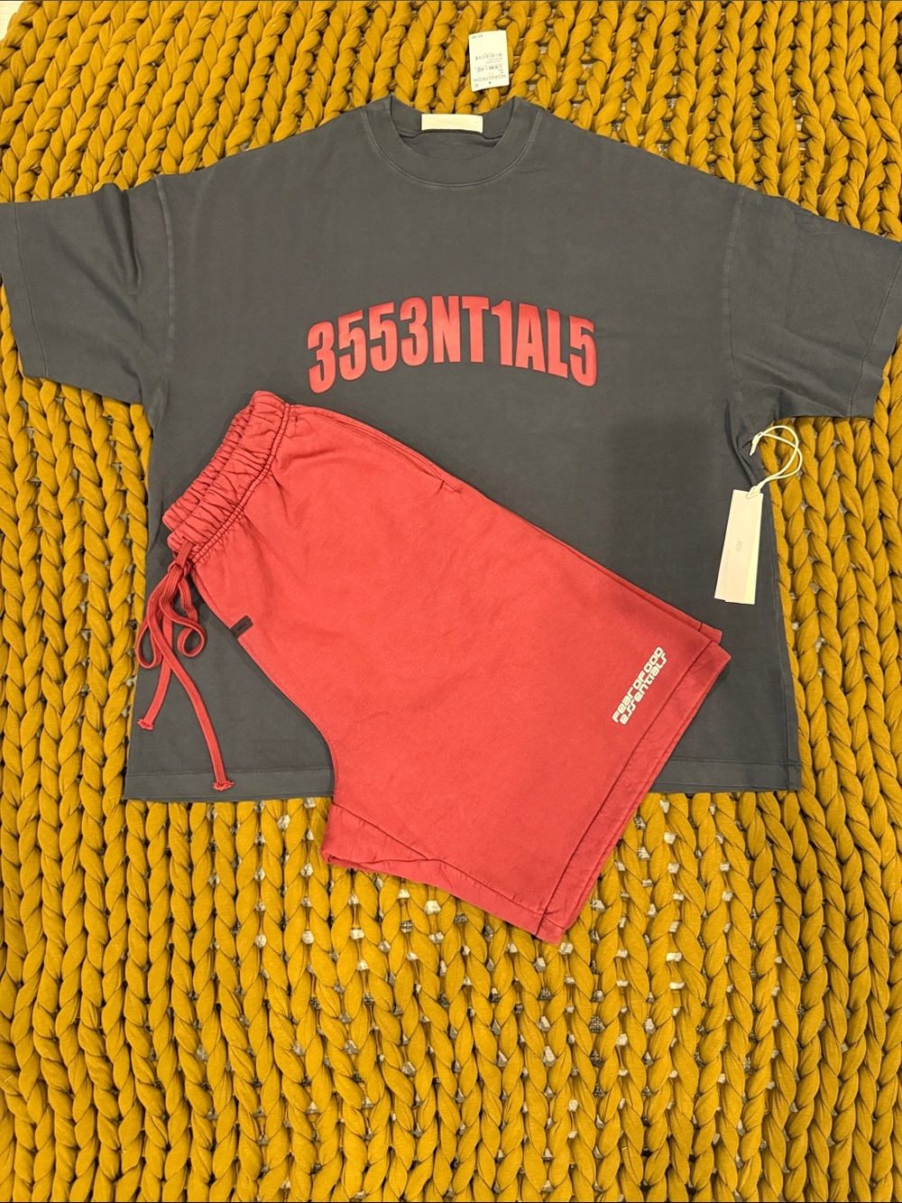 Fear of God Essentials Set